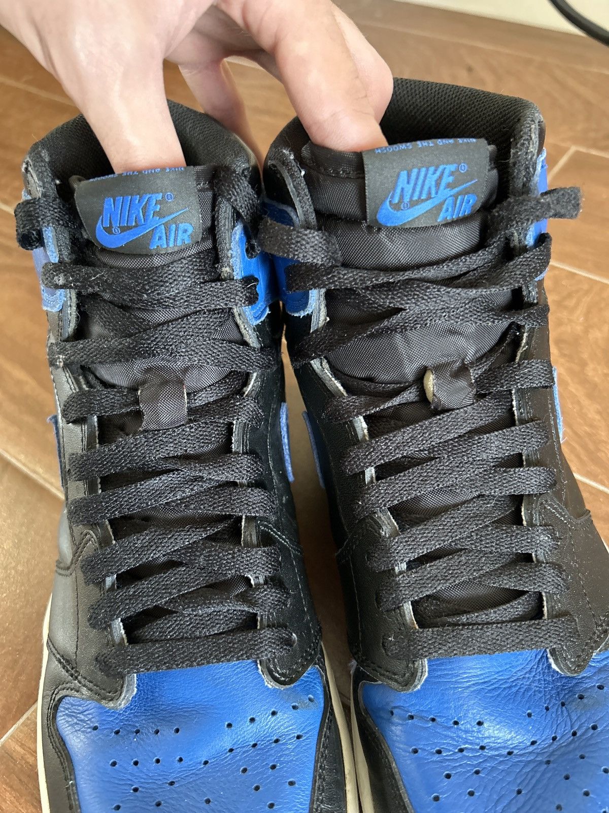 Nike Nike air Jordan 1 royal (2017) Size US 12 / EU 45 - 9 Thumbnail