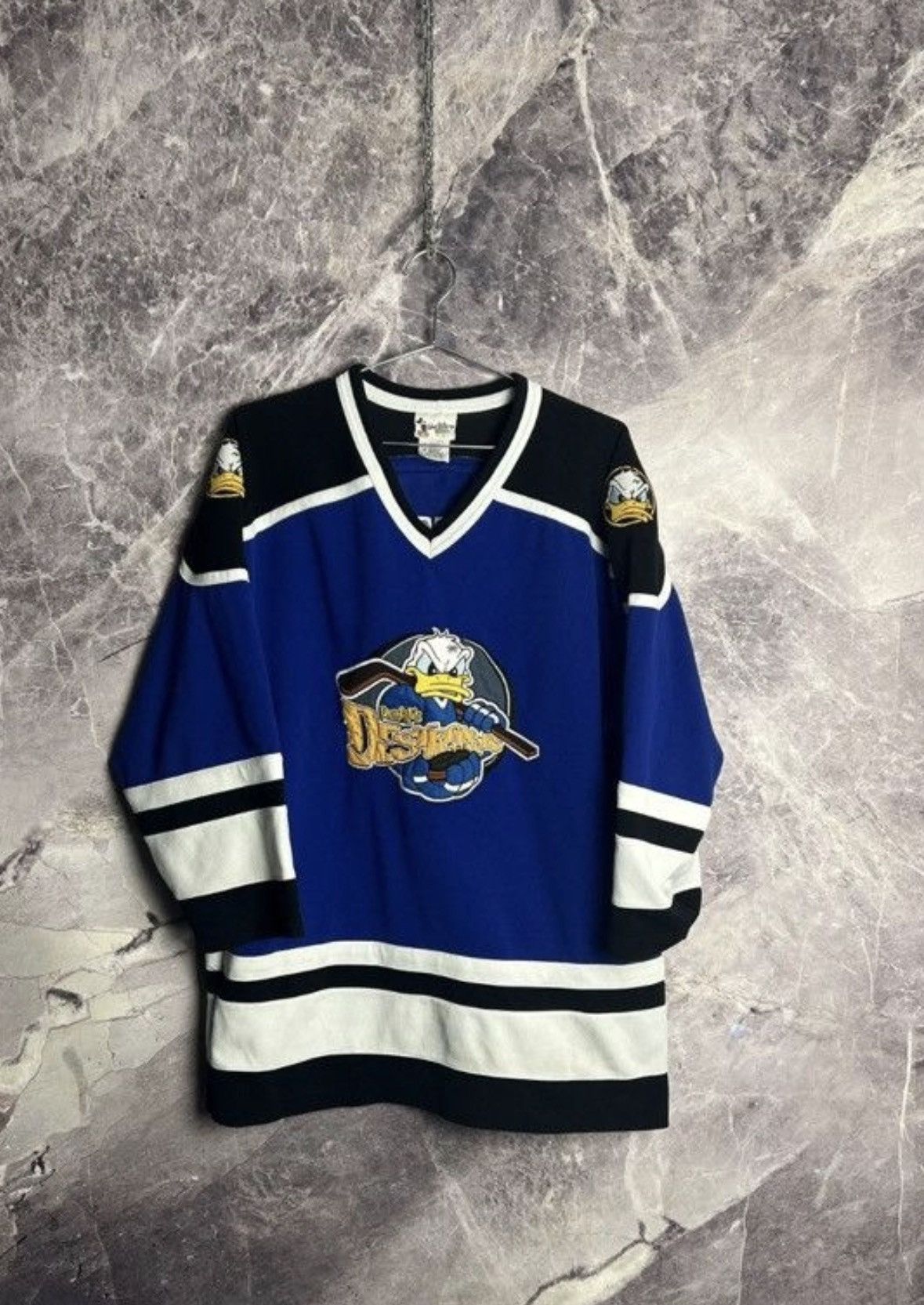 Disney Crazy Y2K! Vintage Disney Donald Duck ice hockey jersey ! Size US M / EU 48-50 / 2 - 1 Thumbnail