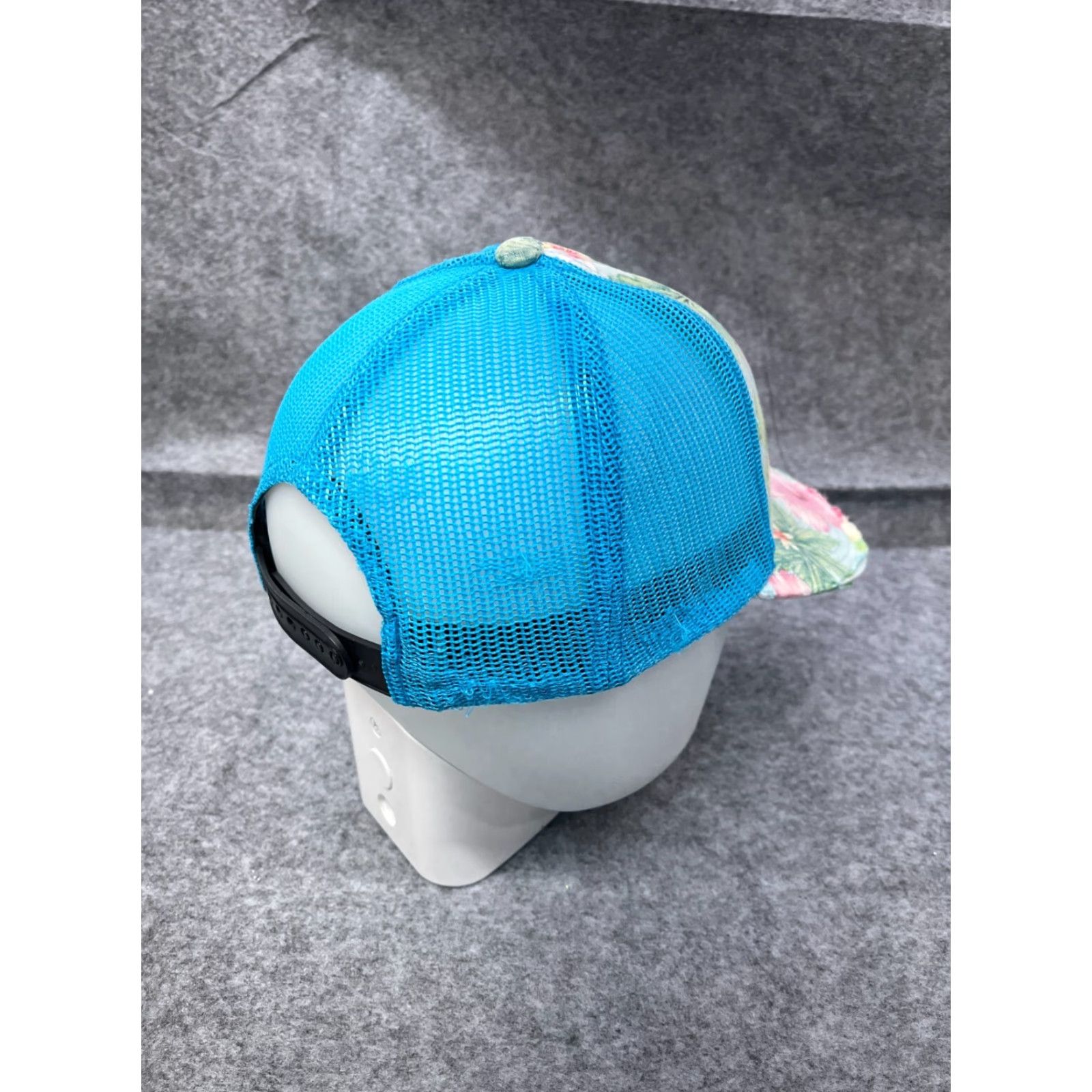 Vintage Womens Trucker Hat Adult One Size Blue Pink Floral Palm Beach Yupoong Polyester Cap Size ONE SIZE - 7 Thumbnail