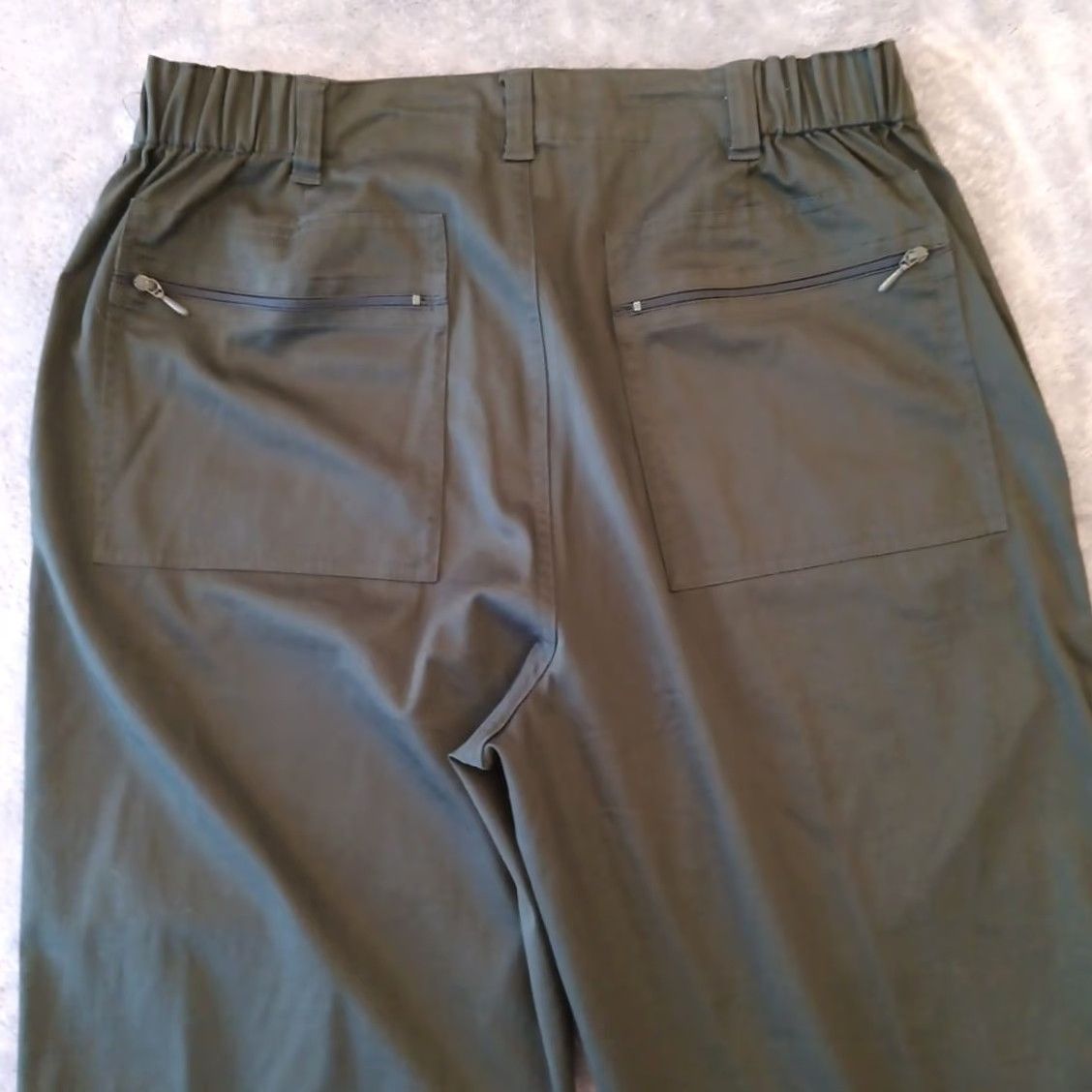 Vintage Chico's Capri Pants Womens Size 1 Green Pockets 30x22 High Rise (Capri, Straight) Womens Size 25" / US 0 / IT 36 - 7 Thumbnail