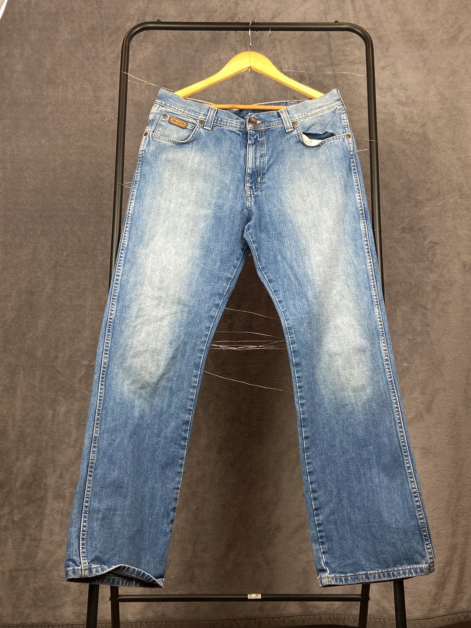 Wrangler Wrangler Blue Denim Jeans M Vintage Straight Size US 34 / EU 50 - 1 Thumbnail