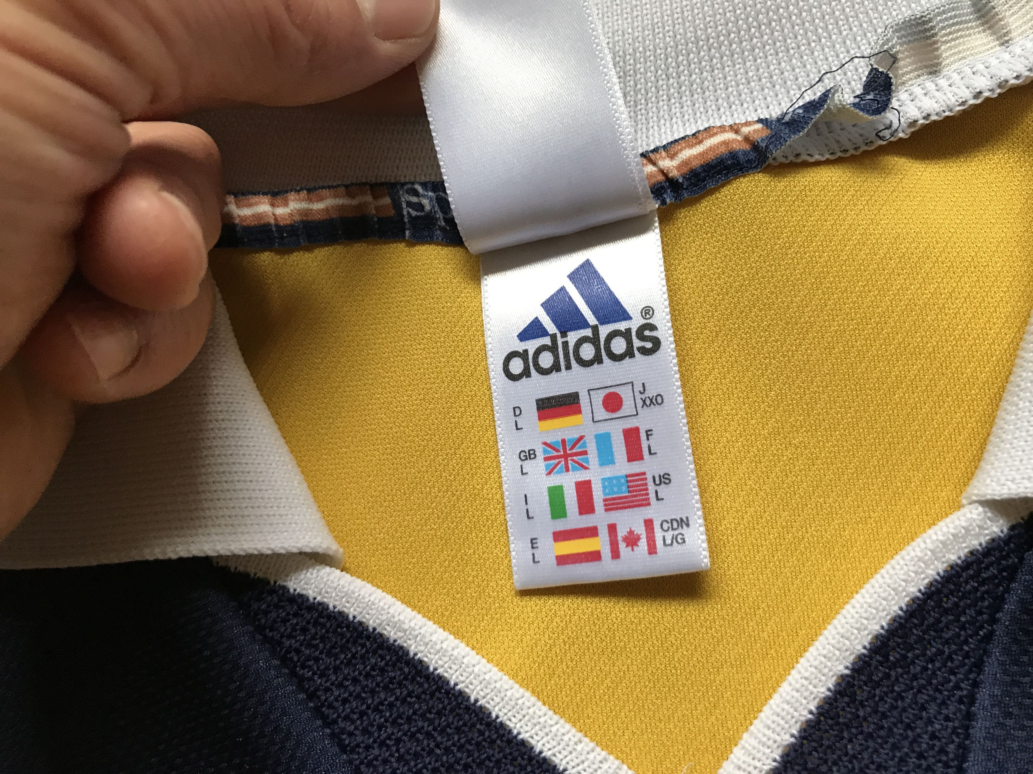 Adidas × Vintage Vintage Adidas Tottenham Hotspur Away Football Shirt Size US L / EU 52-54 / 3 - 6 Thumbnail