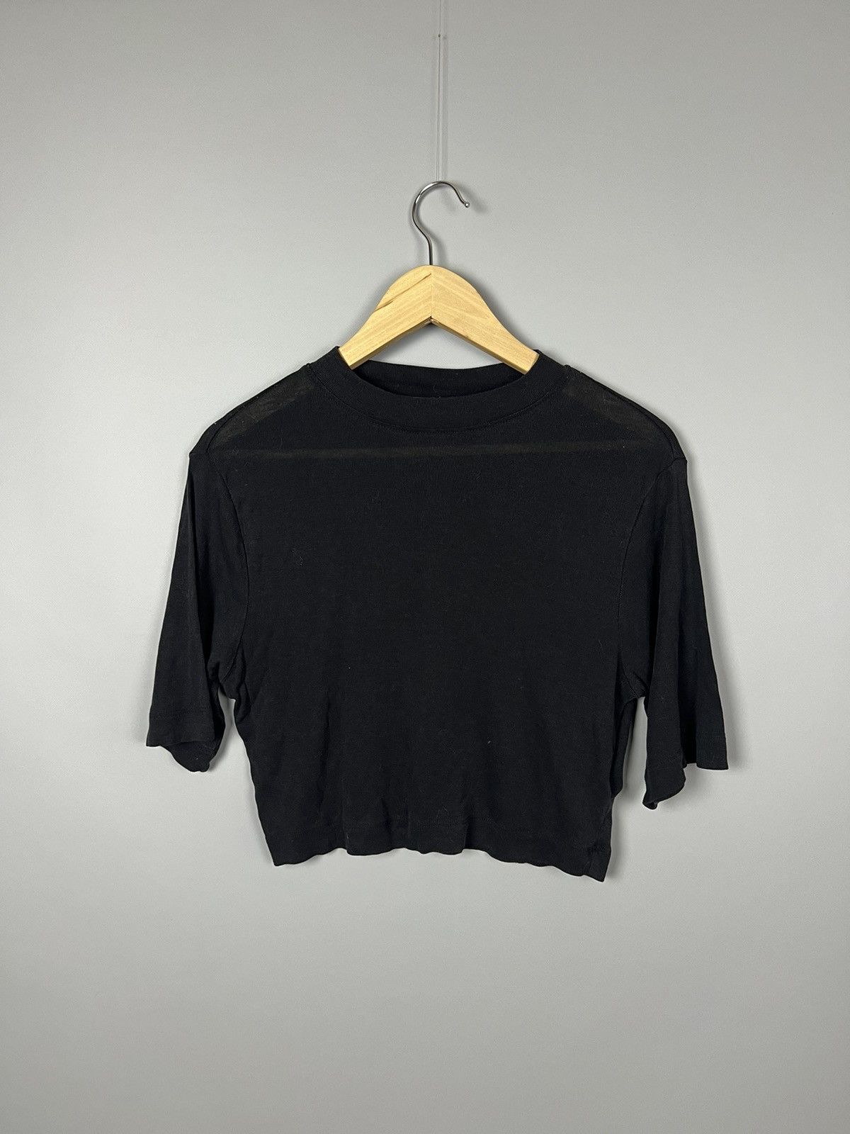 Guess (XS-S) GUESS back print tee Size S / US 4 / IT 40 - 4 Thumbnail
