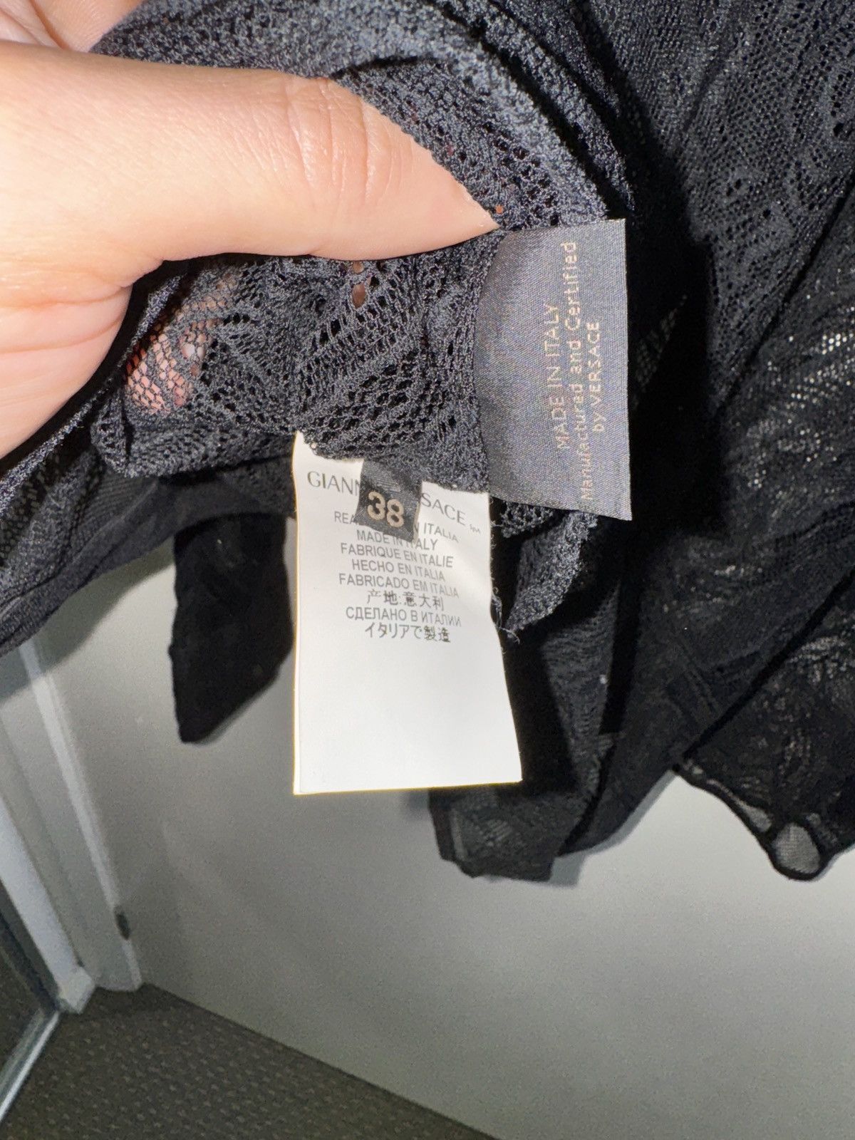 Versace SS12 Runway Lace Shirt Black Medusa French Lace Sheer 38 Size US M / EU 48-50 / 2 - 7 Thumbnail
