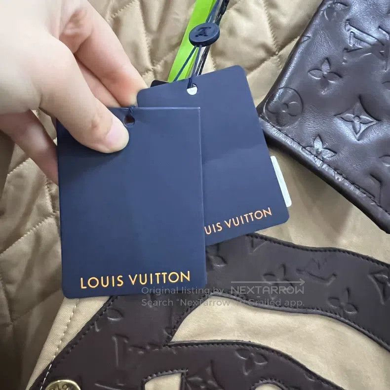 Louis Vuitton Louis Vuitton Collage portrait jacket Size US M / EU 48-50 / 2 - 4 Thumbnail