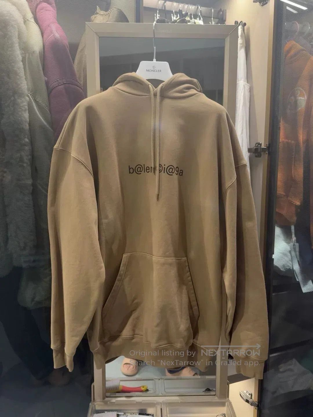 Balenciaga beige oversized hoodie with embroidered logo. Size US XS / EU 42 / 0 - 1 Thumbnail
