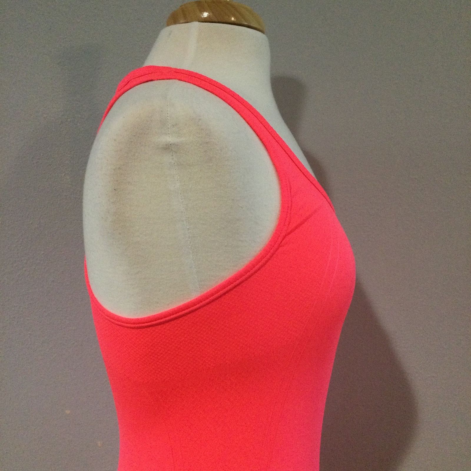 Other Bolly Queena Nylon Neon Salmon Racerback Tank Small NWOT Size S / US 4 / IT 40 - 5 Thumbnail