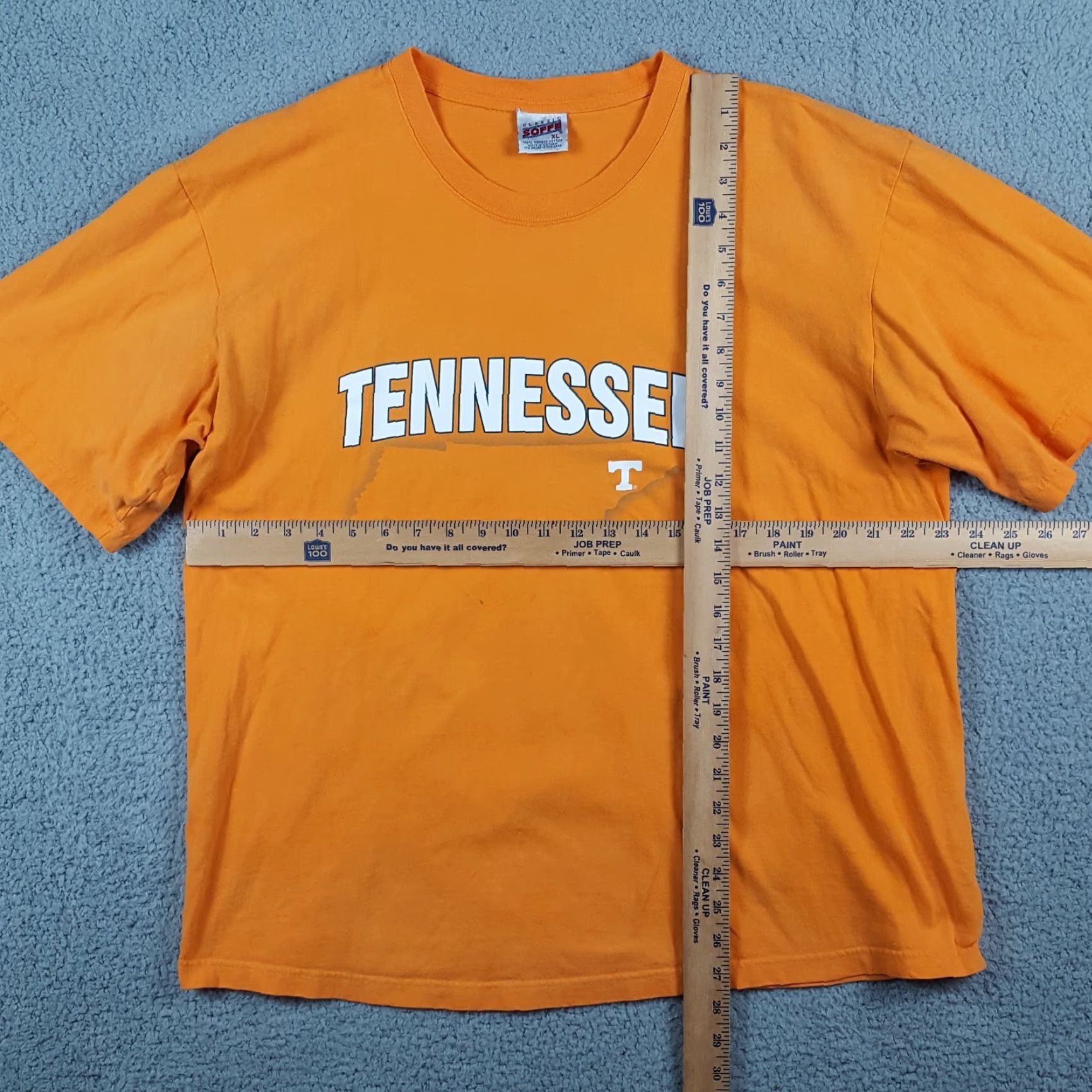 Soffe VINTAGE Soffe Tennessee Vols Basketball T-Shirt Size XL Orange Y2K NCAA Retro Mens Size US XL / EU 56 / 4 - 6 Thumbnail