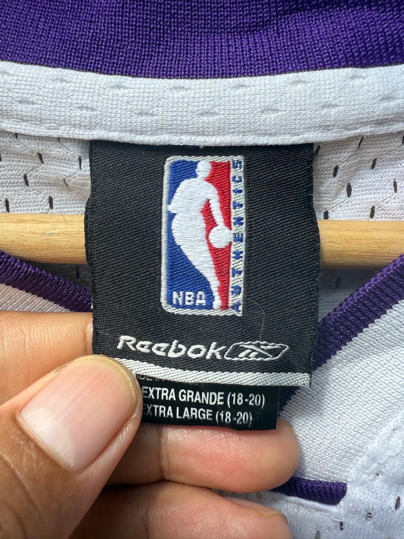 NBA × Reebok × Vintage Vintage 2004 Reebok Swingman Kobe Bryant L.A LAKERS Jersey Size US XL / EU 56 / 4 - 4 Thumbnail