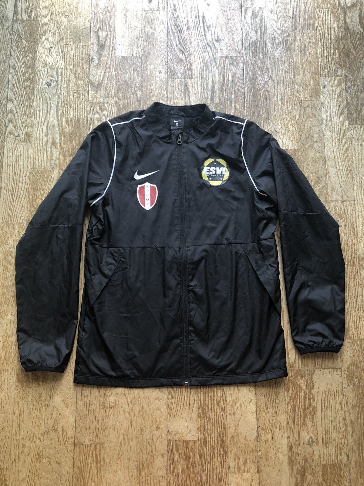Nike NIKE FOOTBALL RARE VINTAGE LIGHT JACKET SOCCER Size US S / EU 44-46 / 1 - 1 Thumbnail