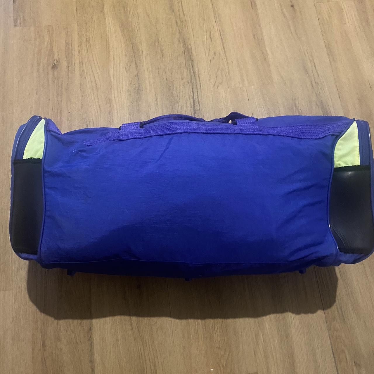 Nike 90s Vintage Nike blue and green duffel big bag nike Size ONE SIZE - 6 Thumbnail