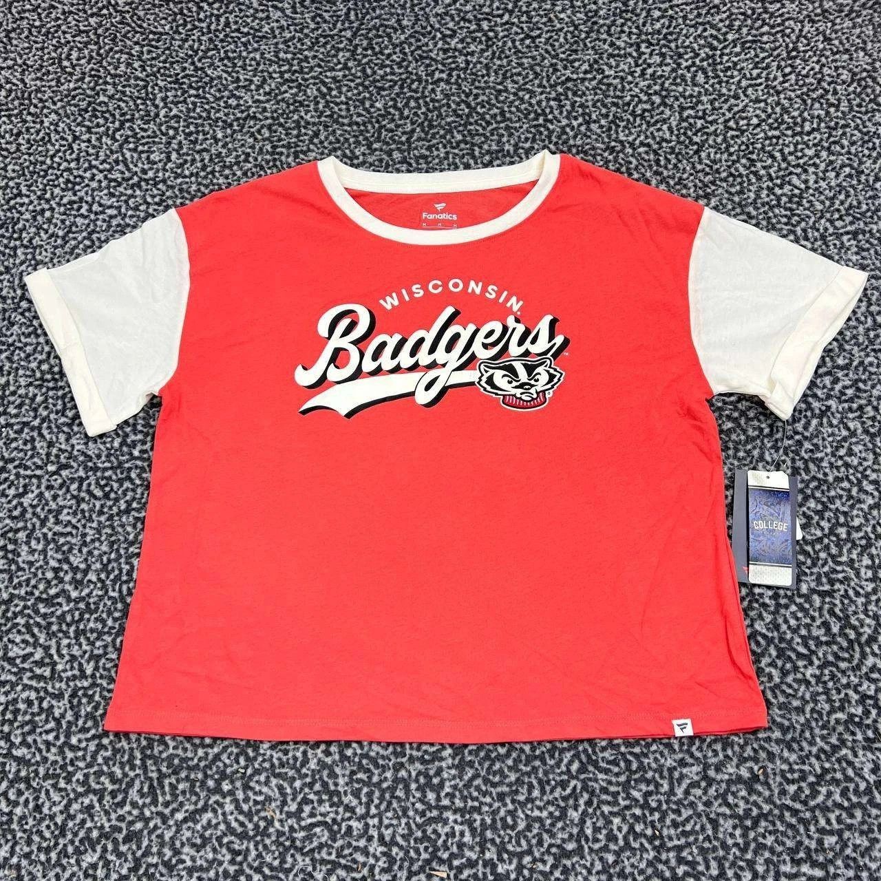 Other Wisconsin Badgers Shirt Women Short Sleeve Crew Neck M Size M / US 6-8 / IT 42-44 - 1 Thumbnail