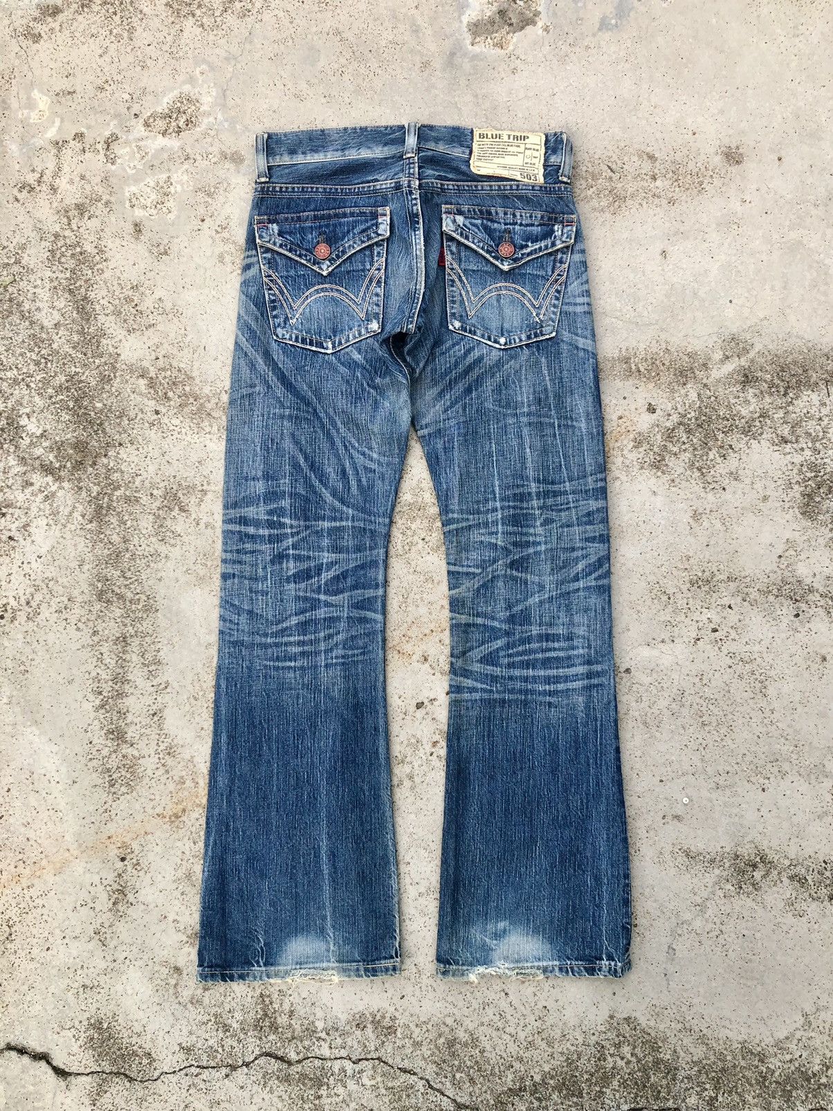 Edwin FLARED WASHED BLUE DENIM BY EDWIN JAPAN Size US 30 / EU 46 - 4 Thumbnail