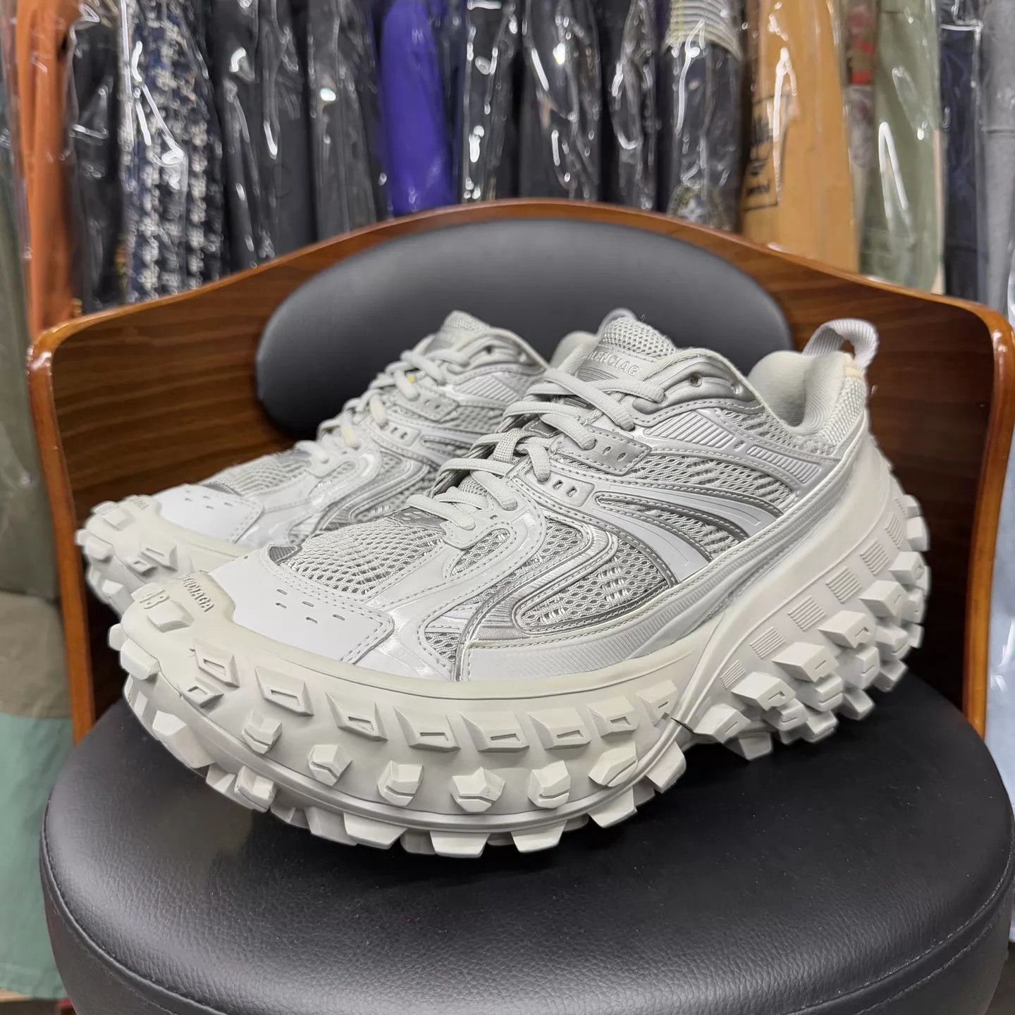 Balenciaga ? BALENCIAGA CARGO SNEAKERS SHOES** NEW ** SIZE 43 EU 