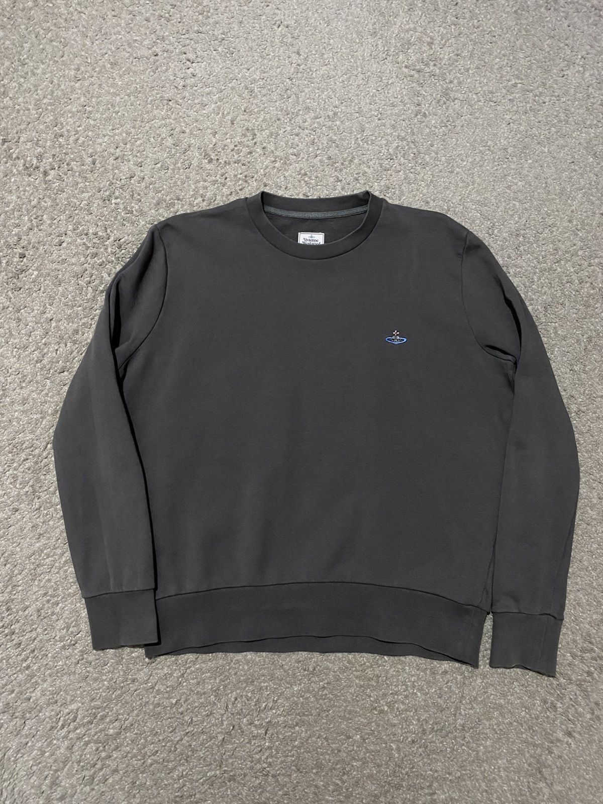 Vivienne Westwood Vivienne Westwood Basic Small Logo Crewneck orb logo y2k Size US L / EU 52-54 / 3 - 12 Thumbnail