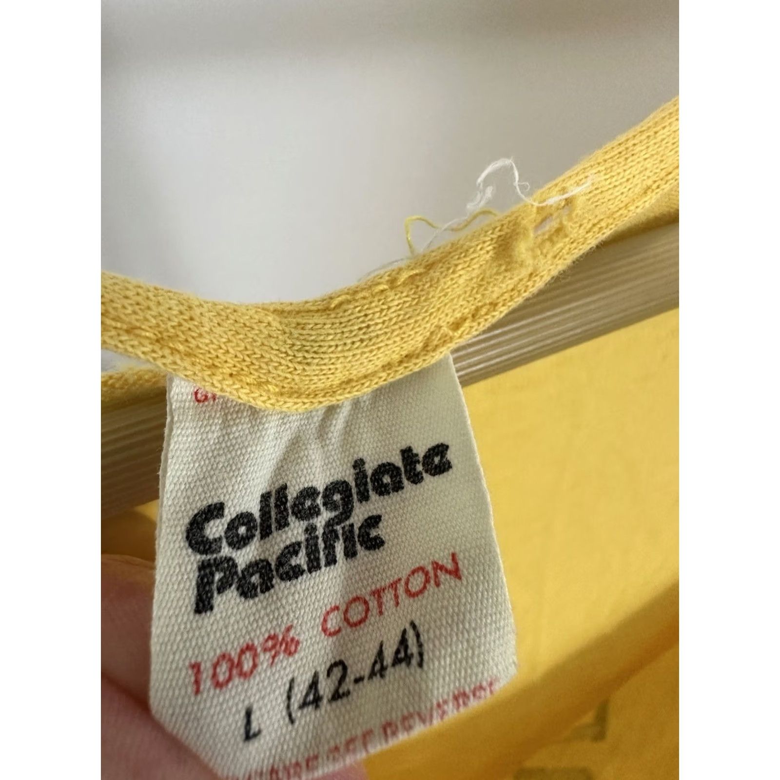 Disney VINTAGE Wake Forest University Disney Tangerine Bowl 1979 Thrashed Worn T-Shirt Mens L Yellow Shirt Distressed Mickey Disney Grunge 70s Size US L / EU 52-54 / 3 - 2 Thumbnail