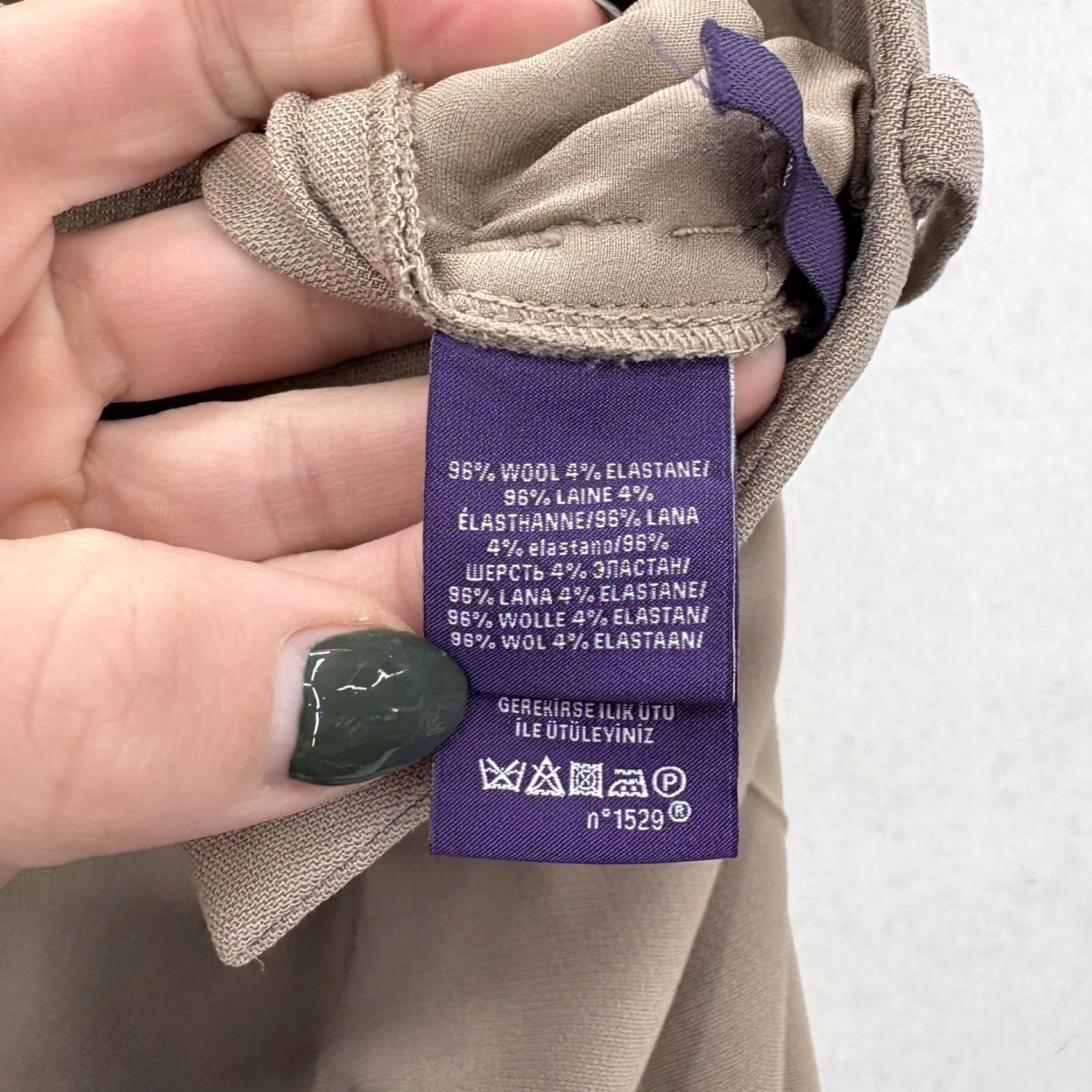 Ralph Lauren Ralph Lauren Purple Label Pants Womens 4 Beige Wool Blend Dress Trousers USA Business Women Slim Tapered Leg Pockets Hook & Eye Size 27" / US 4 / IT 40 - 7 Thumbnail