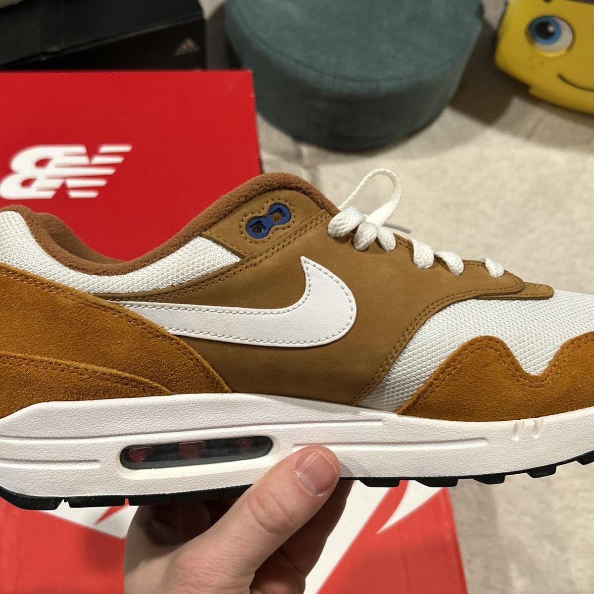 Nike Size 11.5 - Nike Air Max 1 Premium Retro Curry 2018 Size US 11.5 / EU 44-45 - 7 Thumbnail