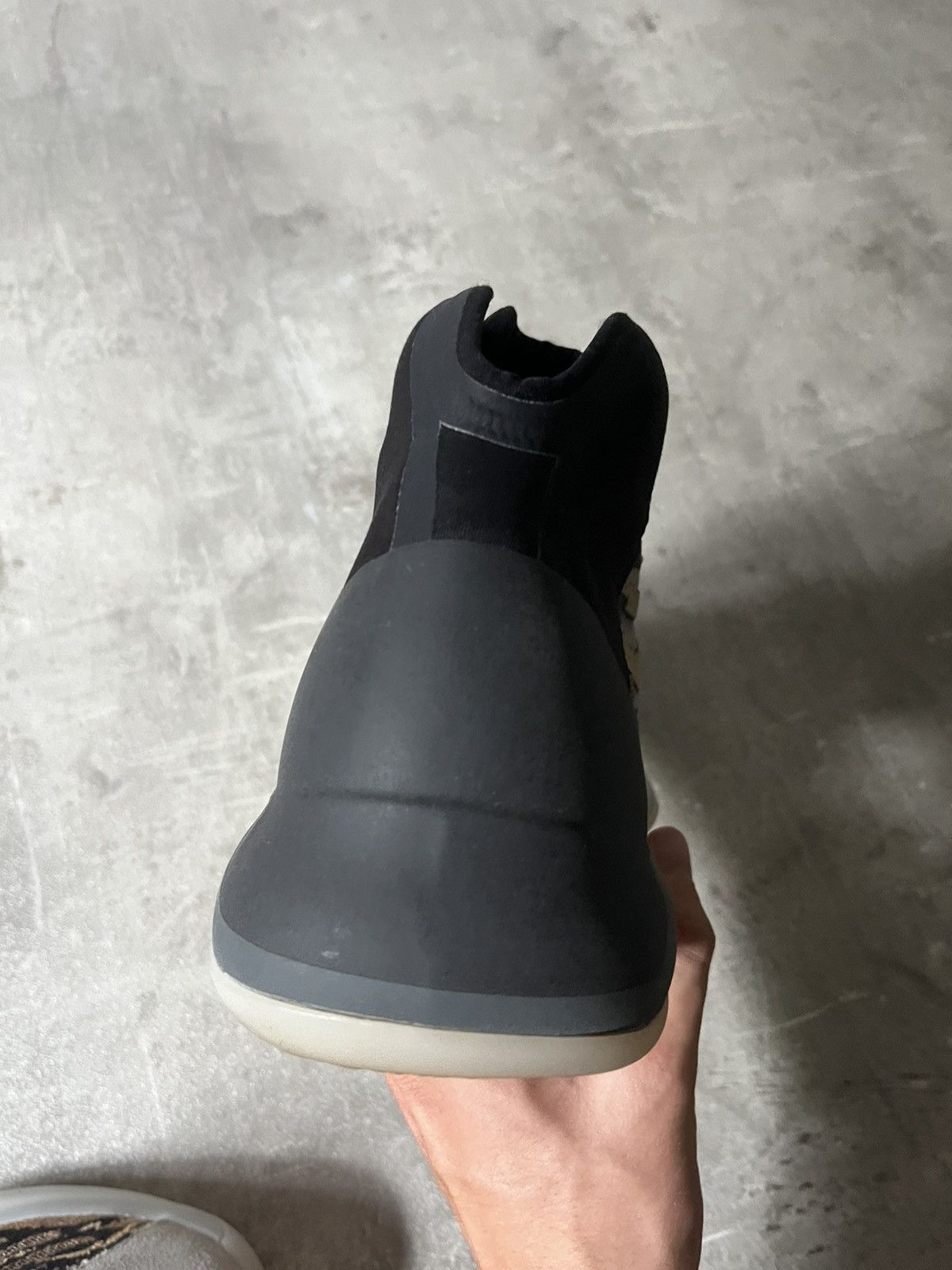 Yeezy Adidas Yeezy QNTM Quantum Amber Tint boots Size US 9 / EU 42 - 18 Thumbnail