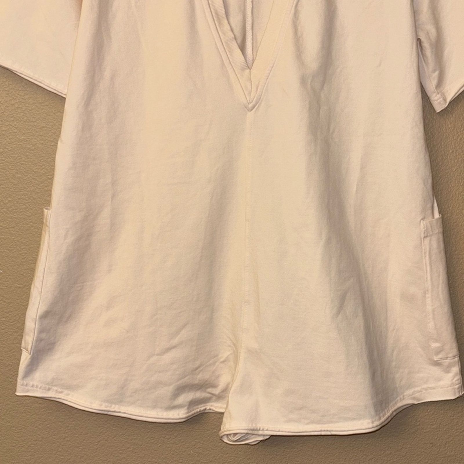 Free People NEW FREE PEOPLE MOVEMENT Hot Shot Tee Romper Shorts XS Ivory Size 26" / US 2 / IT 38 - 12 Thumbnail