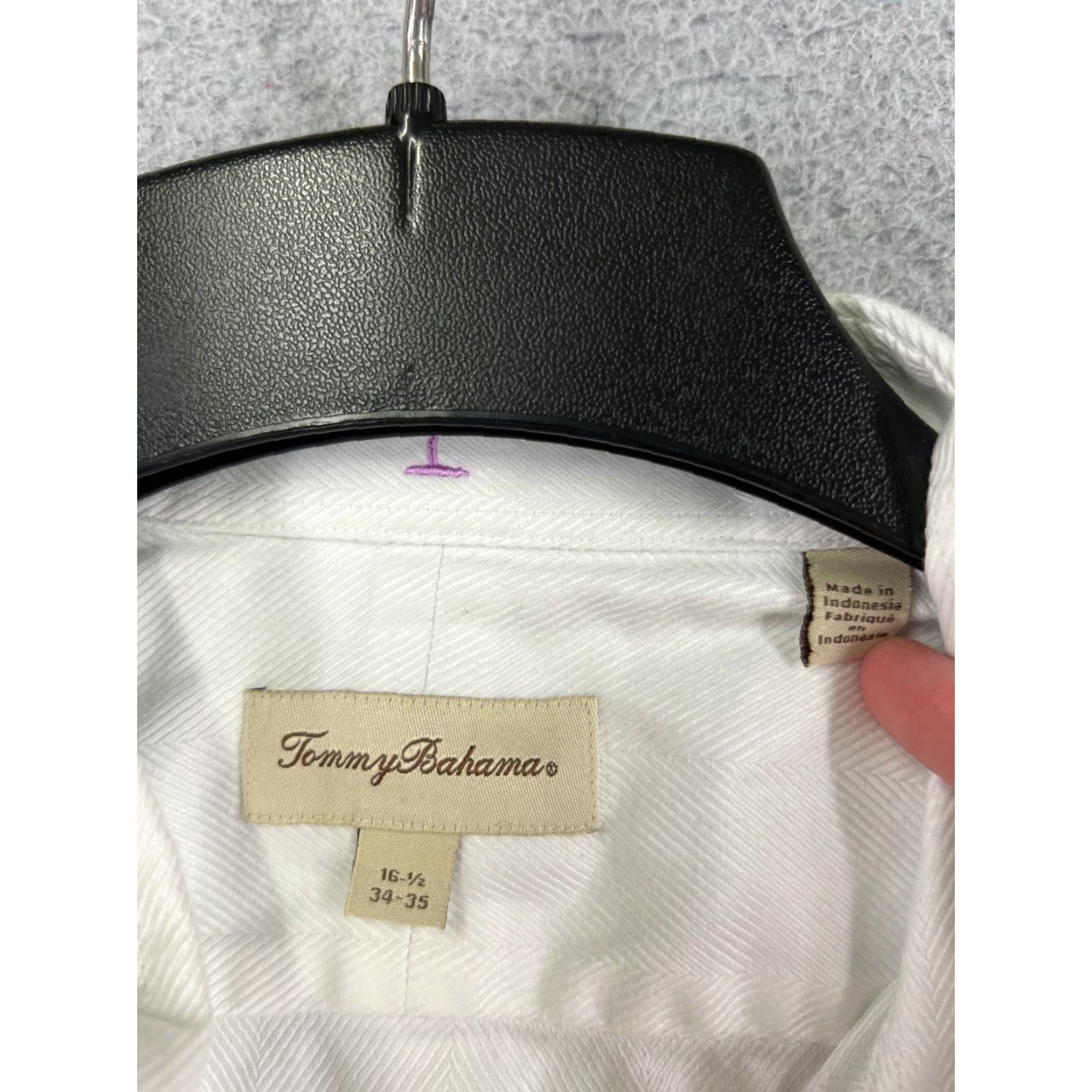 Tommy Bahama VINTAGE Tommy Bahama Shirt Men White Long Sleeve Button-Up Herringbone 16.5 Casual, Resort, Aloha, Hawaiian, Beach Mens Size US XL / EU 56 / 4 - 7 Thumbnail