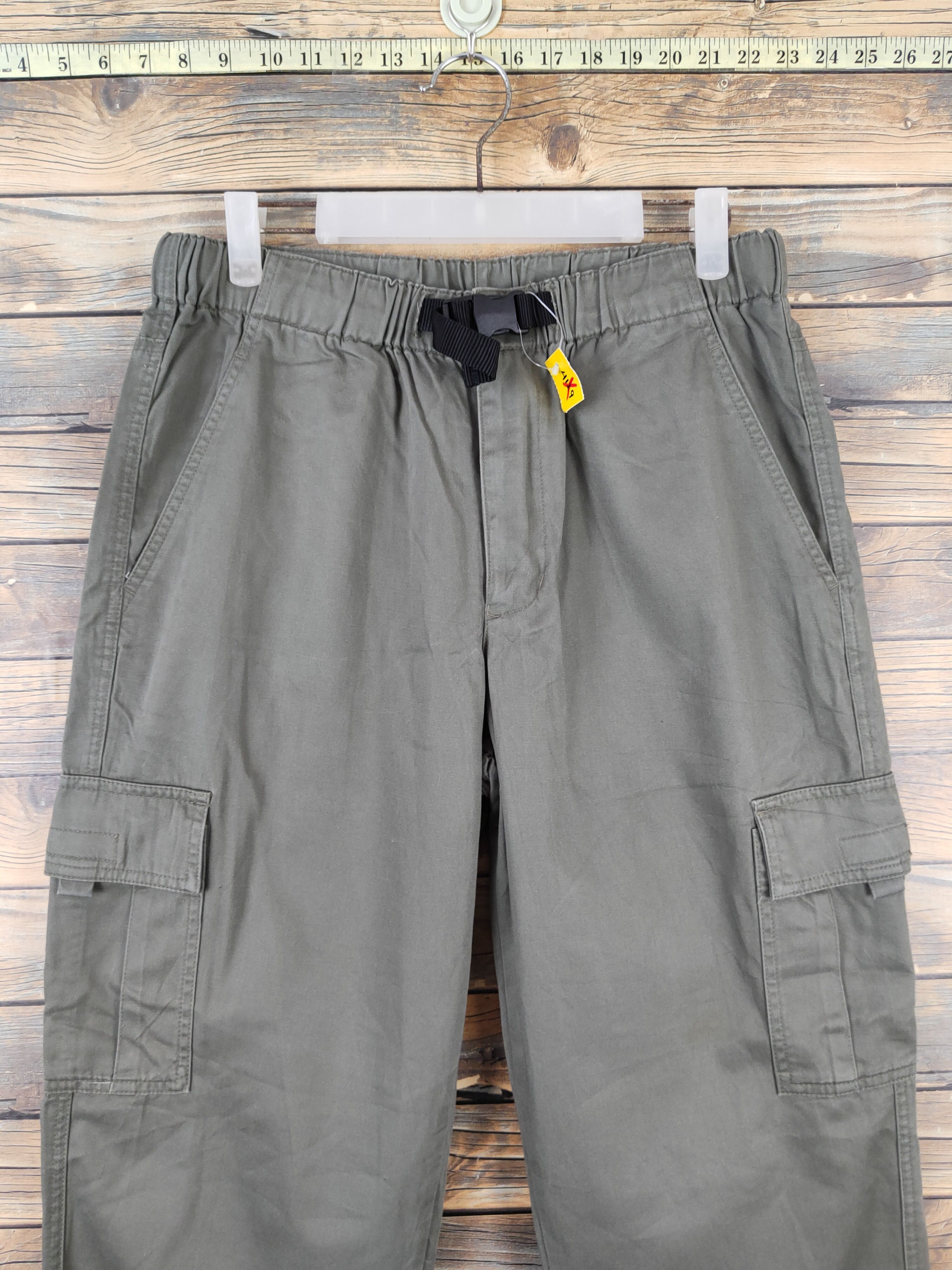 Japanese Brand Uniqlo Green Multipocket Tactical Cargo Pants #W1023 Size US 31 - 2 Thumbnail