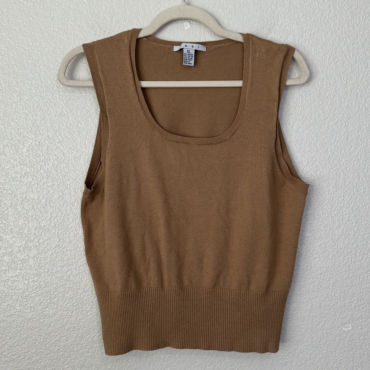Other CAbi Bundle (3) Size XL Stretchy Tank Tops Size XL / US 12-14 / IT 48-50 - 2 Thumbnail