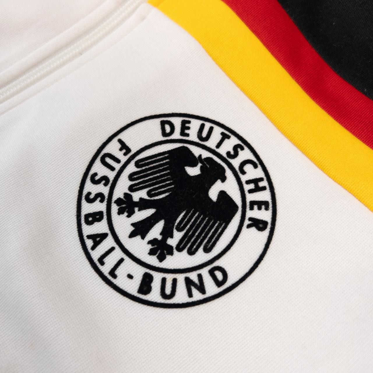 Adidas Vintage Adidas Germany Fifa Wold Cup Zip Up Jacket Size M Size US M / EU 48-50 / 2 - 6 Thumbnail