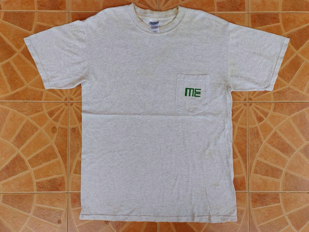 Gildan Harrah's Hotel Mechanical Construction Vtg Pocket T Shirt Size US M / EU 48-50 / 2 - 3 Thumbnail