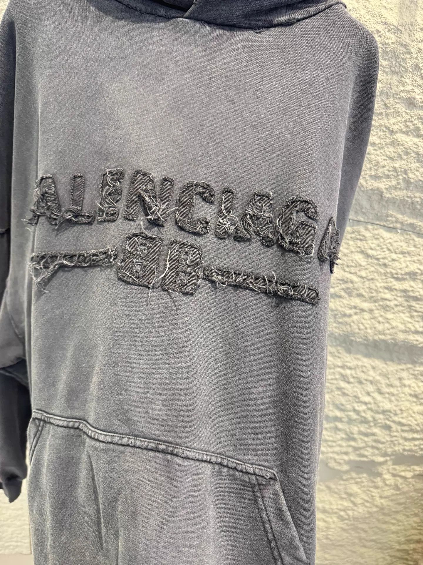 Balenciaga Balenciaga 25ss Distressed Washed Logo Hoodie Black XS Size US XS / EU 42 / 0 - 2 Thumbnail
