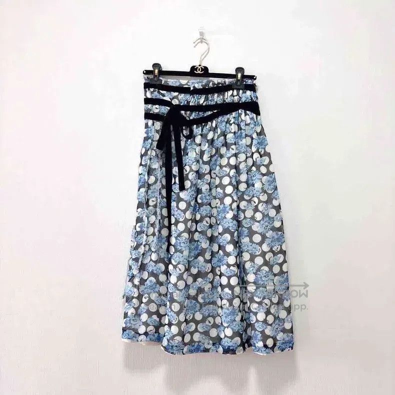 Comme des Garcons Comme Des Garcons size M Velvet ribbon floral wrap skirt Size 23" - 1 Thumbnail