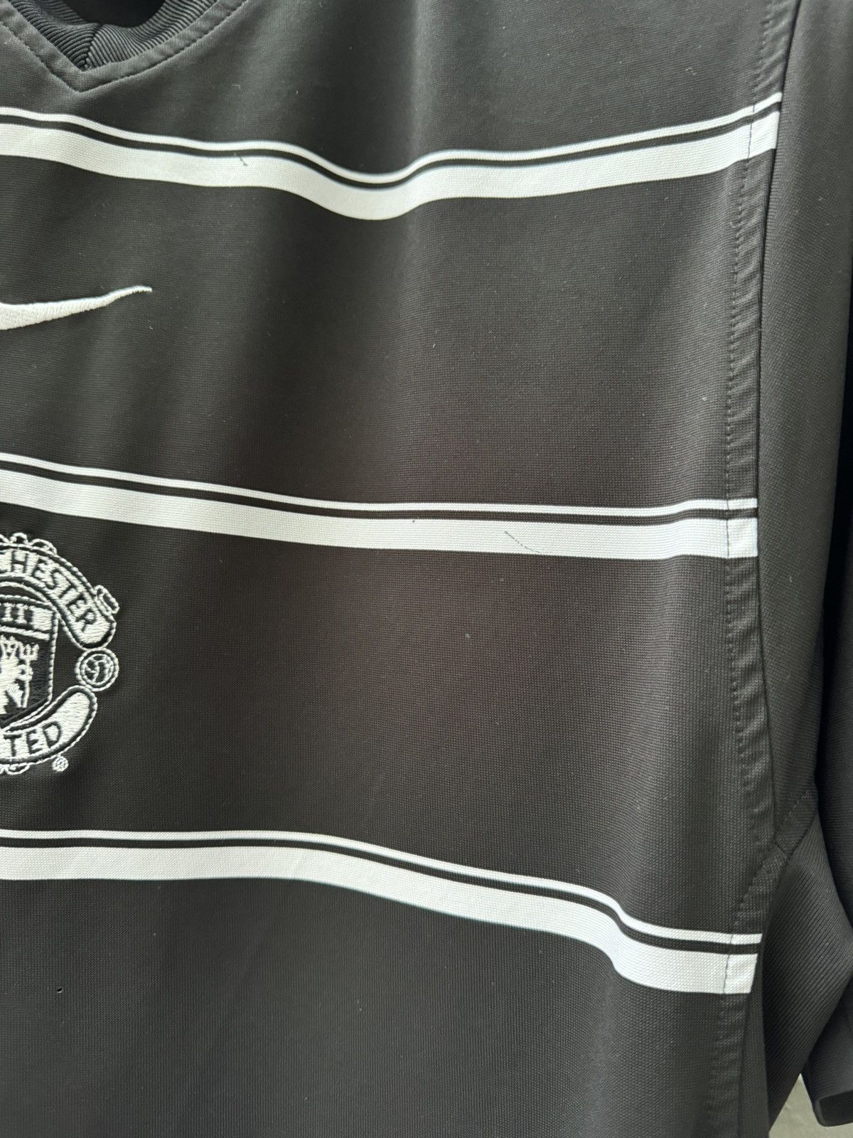 Nike Vintage 2002 Nike Manchester United Training Jersey Y2K Size US M / EU 48-50 / 2 - 14 Thumbnail