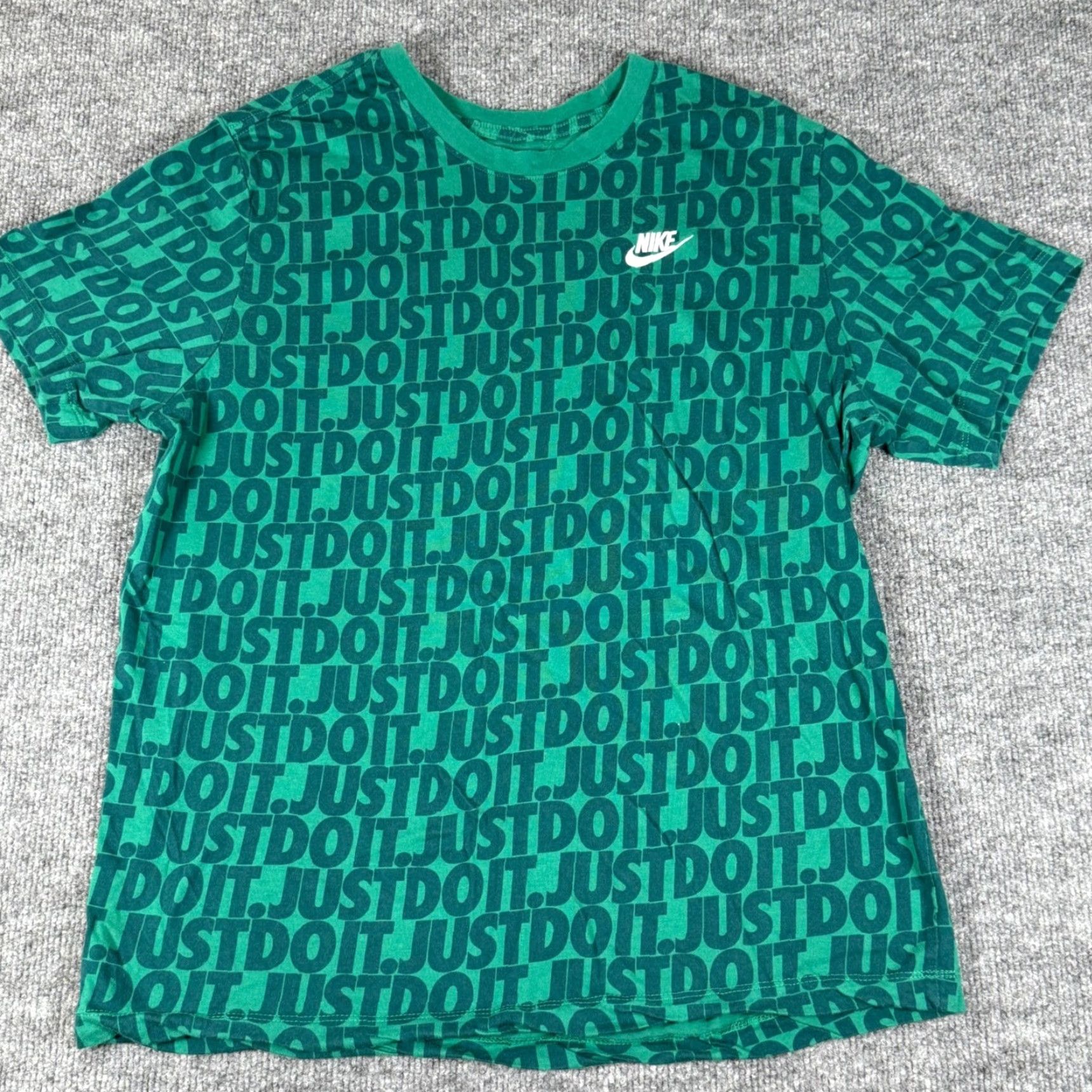 Nike Nike Mens Large Green Just Do It All Over Print Tee Shirt Short Sleeve Size US L / EU 52-54 / 3 - 2 Thumbnail