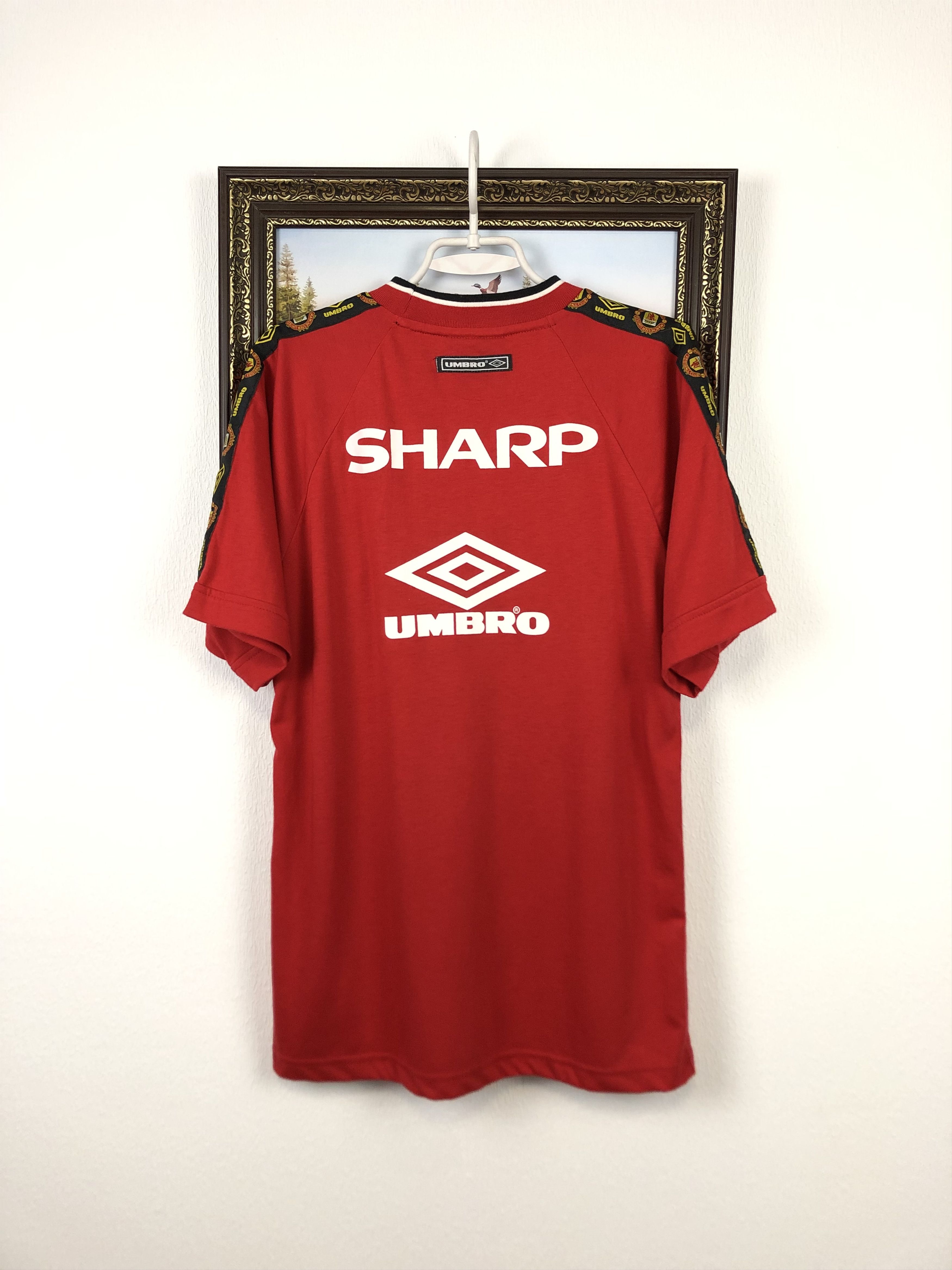 Vintage Vintage Manchester United Football Shirt Train Soccer Jersey Size US S / EU 44-46 / 1 - 10 Thumbnail