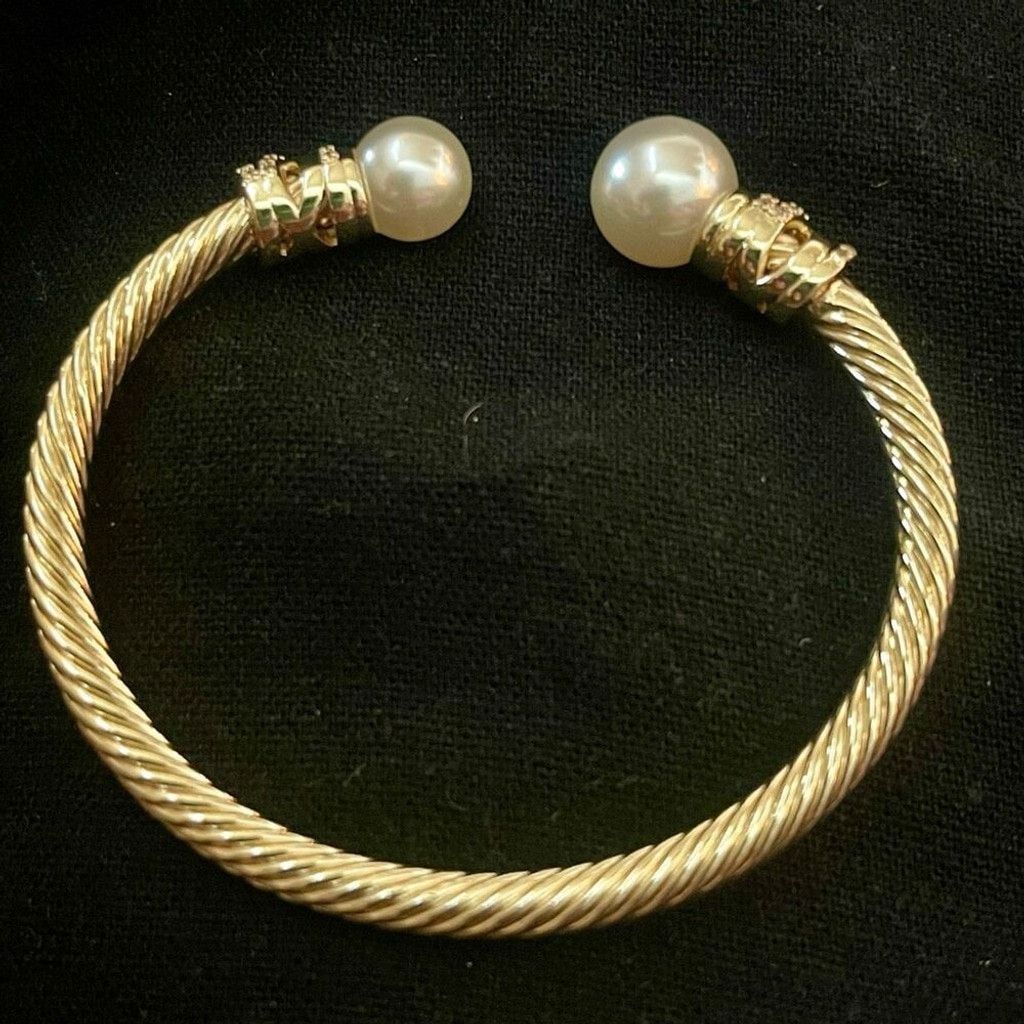 Other Gold Twisted Crystal Rhinestone & Pearl Cable Cuff Bracelet Size ONE SIZE - 4 Thumbnail