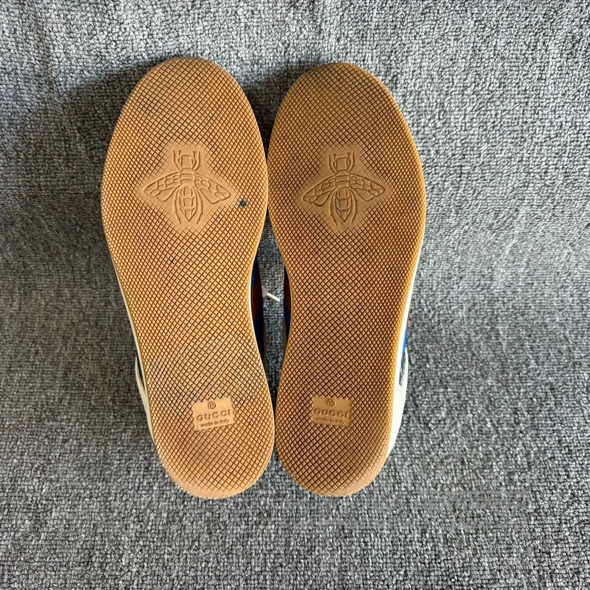 Gucci Gucci Denim Blue Dirty Shoes Size 40. Size US 7 / EU 40 - 7 Thumbnail