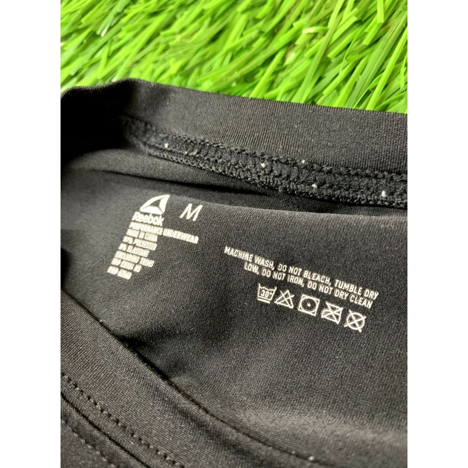 Reebok REEBOK MENS T-Shirt Short Sleeve Black 92% Polyester 8% Elastane Slim Size M Casual Training Shirt T-Shirt Jersey Regular Size US M / EU 48-50 / 2 - 5 Thumbnail