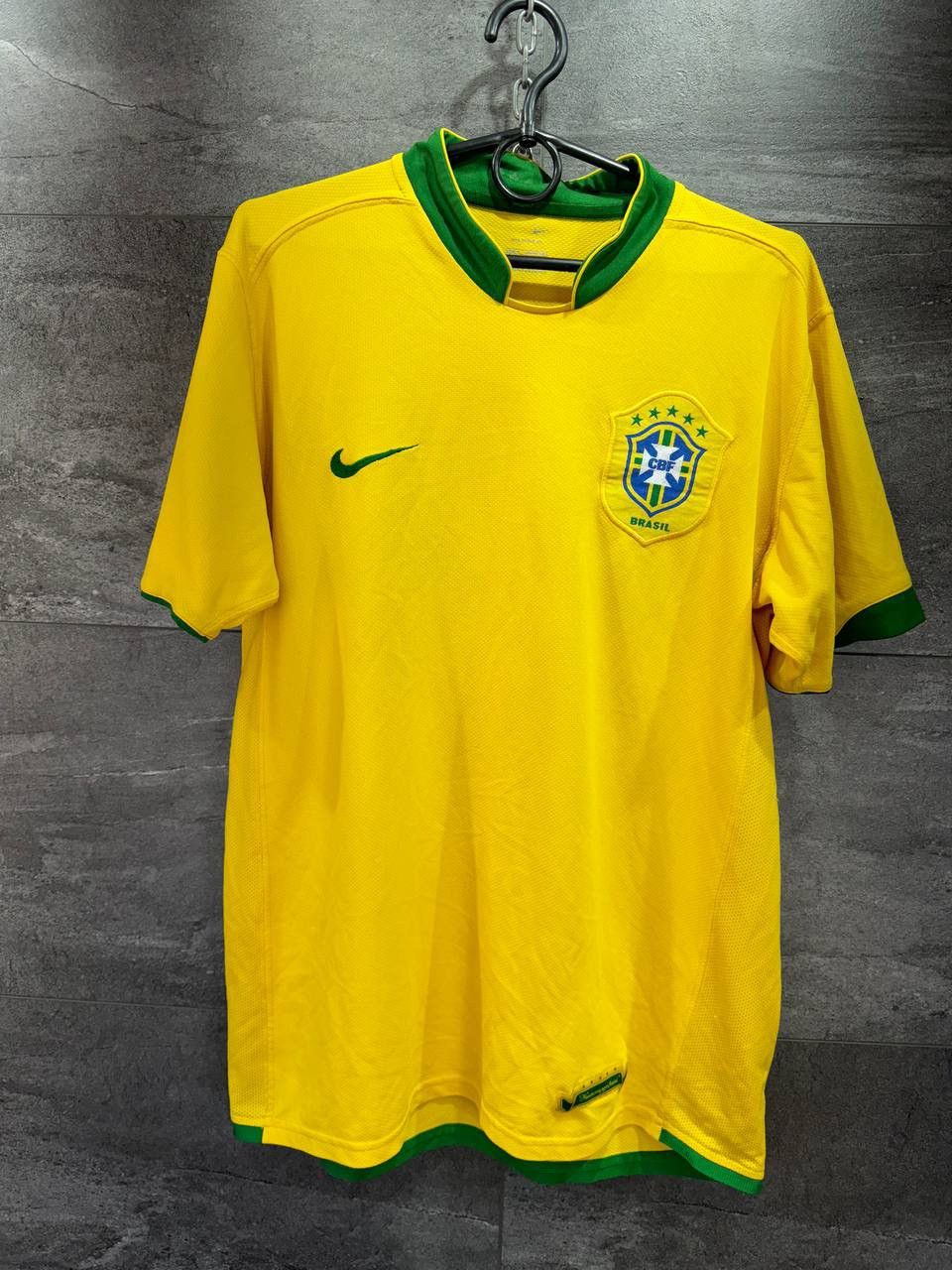 Vintage Brazil Home football shirt 2006 Soccer Nike Soccer Jersey Size US M / EU 48-50 / 2 - 1 Thumbnail
