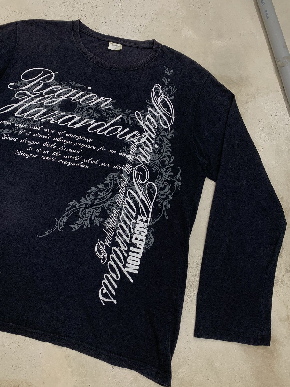 Affliction Free Beat Region Hazardous Affliction Poem Wording Size US XL / EU 56 / 4 - 4 Thumbnail