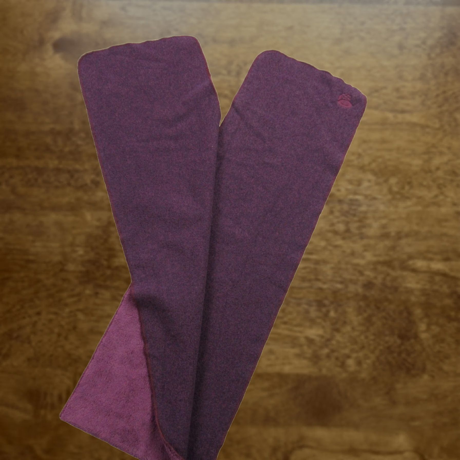 Mountain Hardwear Mountain Hardwear Scarf Womens One Size Purple Polyester Blend Knit Rectangle Scarf Womens Accessories Colorful Fall Winter 90s? Size ONE SIZE - 1 Thumbnail