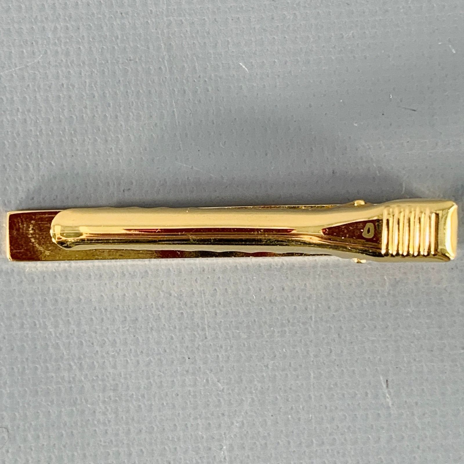 Dior CHRISTIAN DIOR Vintage Gold Engraved Metal Tie Clip Size ONE SIZE - 3 Thumbnail