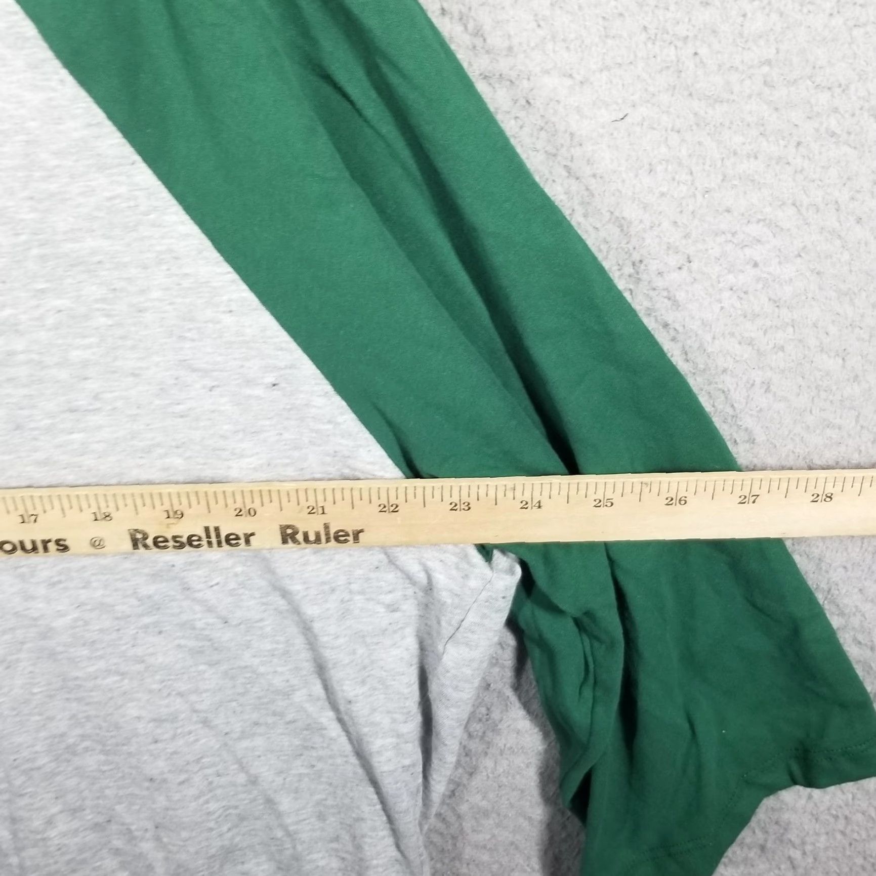 Nike Nike Shirt Womens 2XL Green Gray Raglan 3/4 Sleeve The Nike Tee Swoosh Training Size XXL / US 16-18 / IT 52-54 - 7 Thumbnail