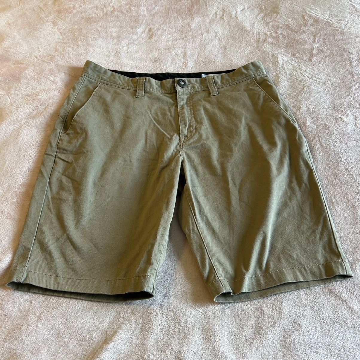 Volcom Volcom chino khaki shorts size 33 preppy summer casual Size US 33 - 1 Thumbnail