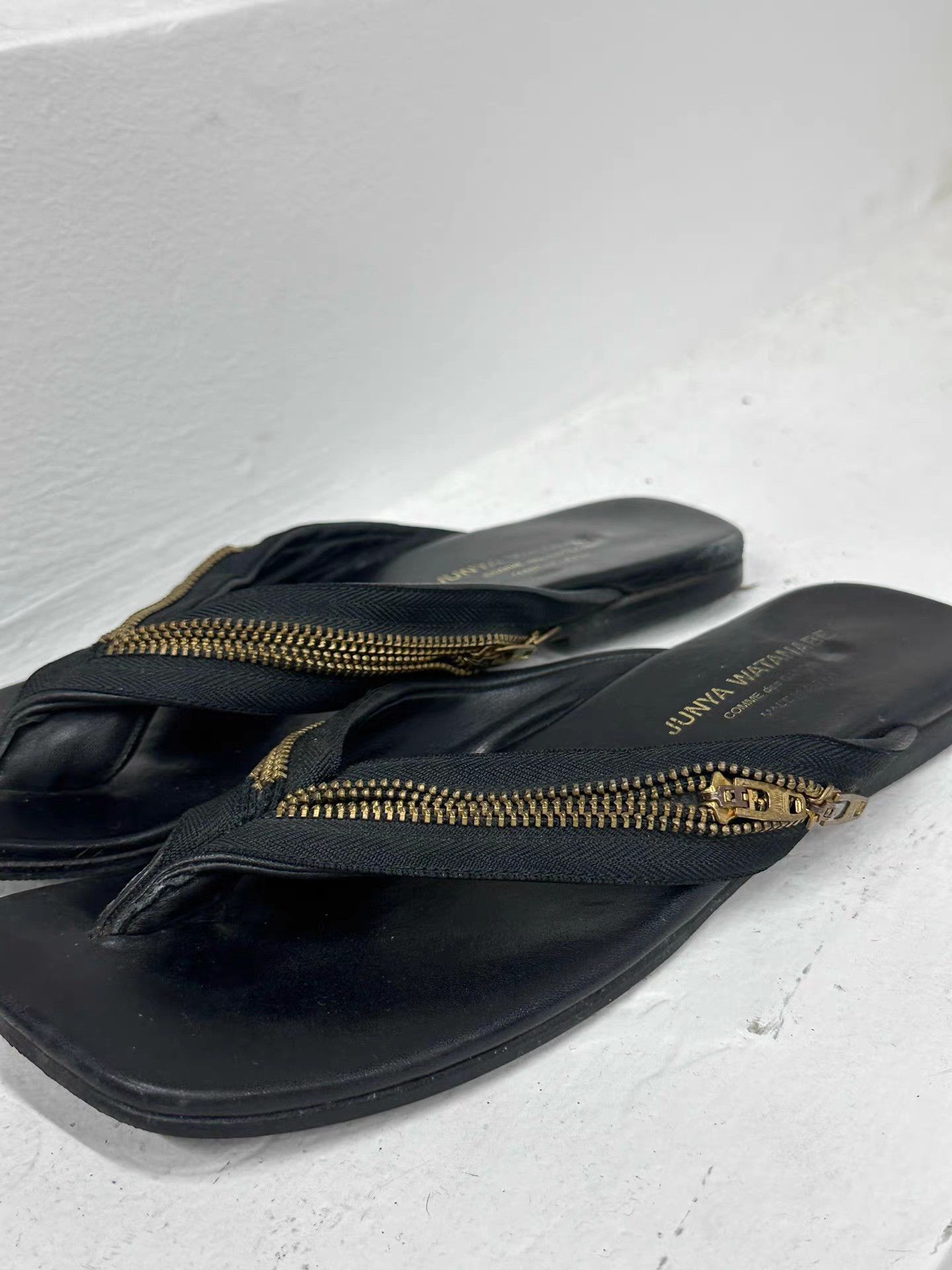 Junya Watanabe Junya watanabe Zip Detail Flip Flops K20 Size US 7 / IT 37 - 2 Thumbnail