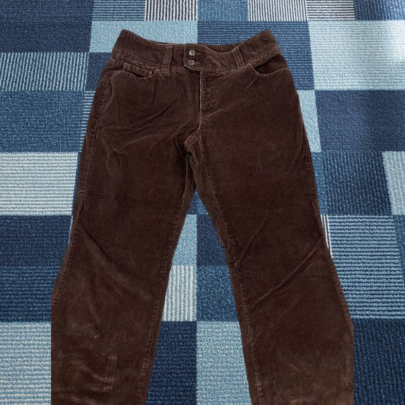 Dockers Womens DOCKERS Pants Bootcut Corduroy Brown 8 SHORT Inseam 29in Flat Front Pockets Slimming Stretch Casual Vintage: No? Size 30" / US 8 / IT 44 - 1 Thumbnail