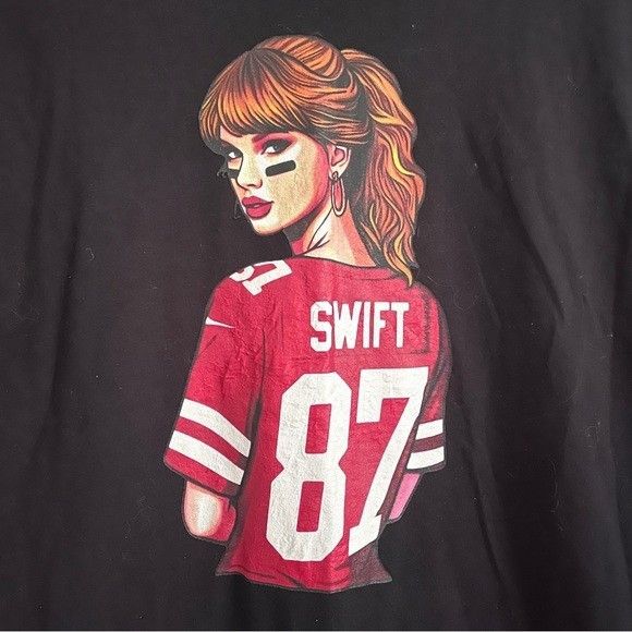 Gildan Taylor Swift Black 87 Travis Kelce Tshirt - Medium Size M / US 6-8 / IT 42-44 - 3 Thumbnail