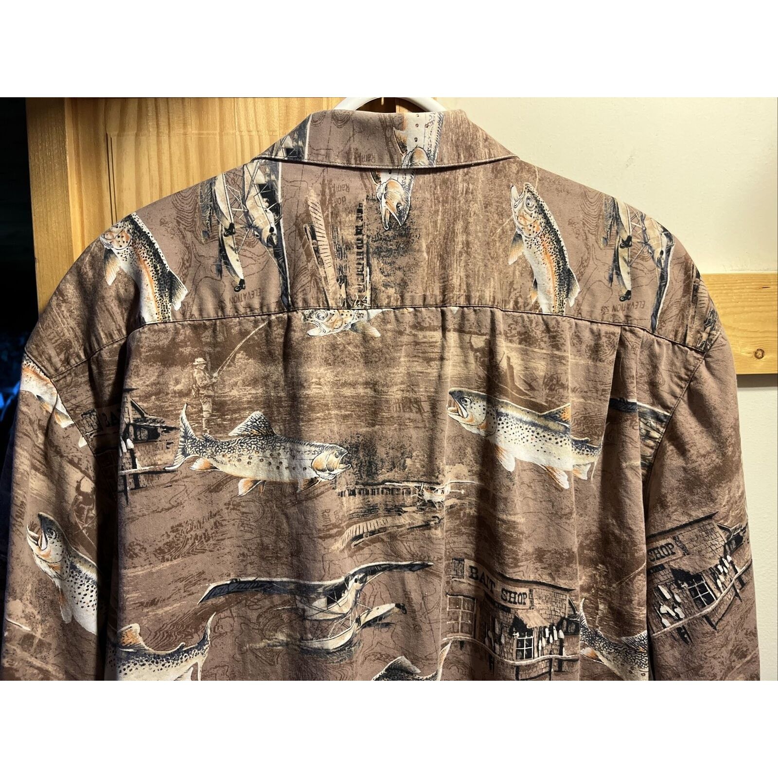 North River Outfitters North River Outfitters Shirt Men XL Brown Bait Shop Fish EUC Size US XL / EU 56 / 4 - 9 Thumbnail