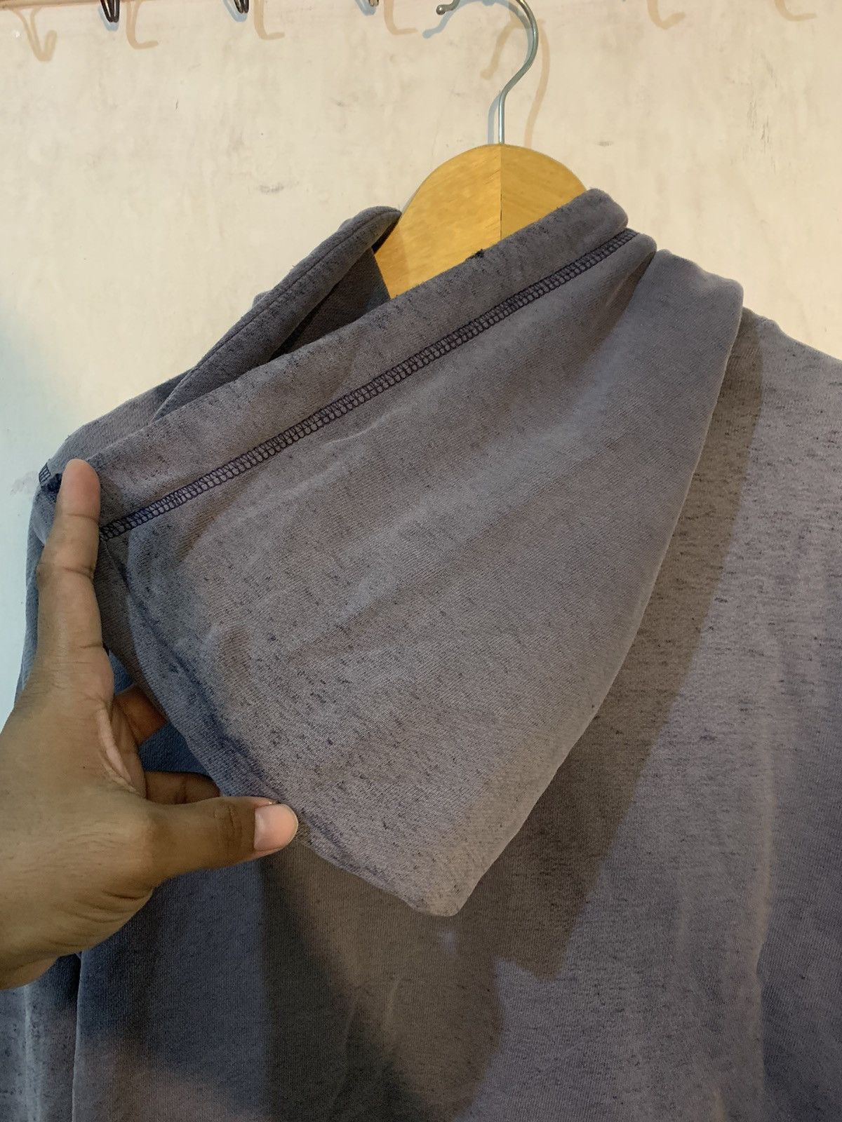 Jeep × Vintage Vintage Jeep 70s Distressed Faded Cut Hoodie Size US S / EU 44-46 / 1 - 16 Thumbnail