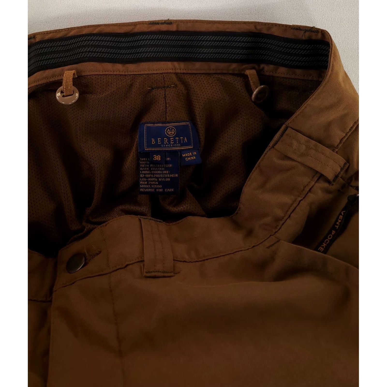 Vintage Beretta Pants Hunting Nylon Shell Mens 37 Regular Straight 31 Inseam Brown Casual Pants 38 37x31 Actual Mens Size US 37 - 7 Thumbnail