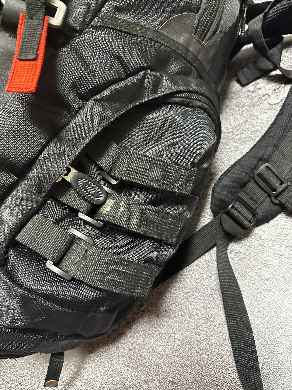 Oakley × Vintage Vintage Oakley Y2K Sling Bag Bag Pack Size ONE SIZE - 7 Thumbnail